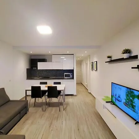 Molinos Holidays Playa Del Ingles Apartment San Bartolome de Tirajana (Gran Canaria)